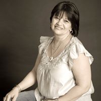 Ina Robinson Photo 14