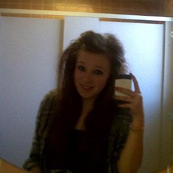 Emily Charlton Photo 29