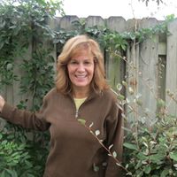 Janet Luce Photo 21