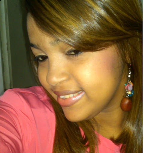 Jennifer Alcantara Photo 33
