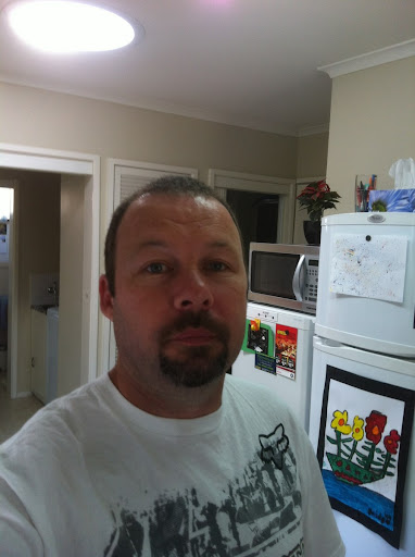 Lee Farrell Photo 14