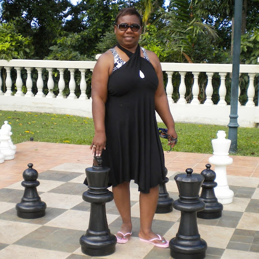 Ellen Hobbs Photo 4