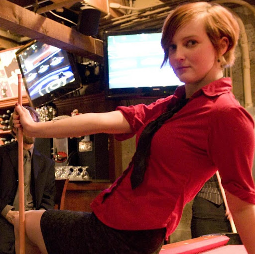 Angela Christie Photo 9