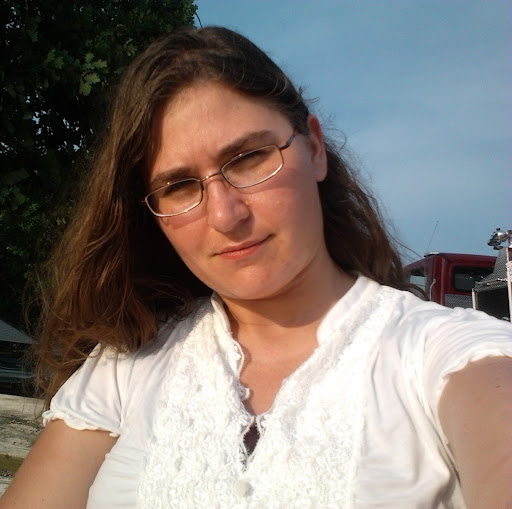 Tracey Compton Photo 7
