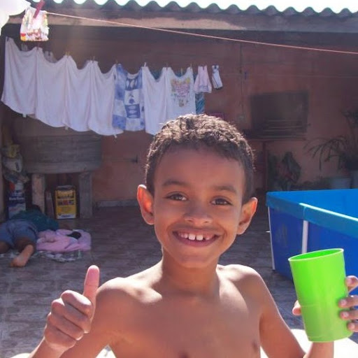 Robert Ferreira Photo 32