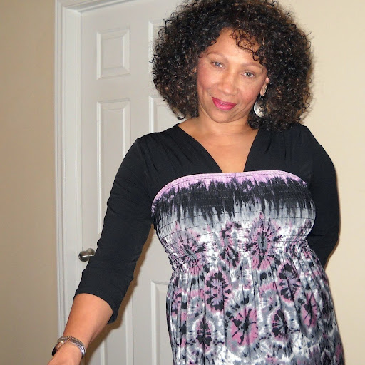 Beverly Anderson Photo 33