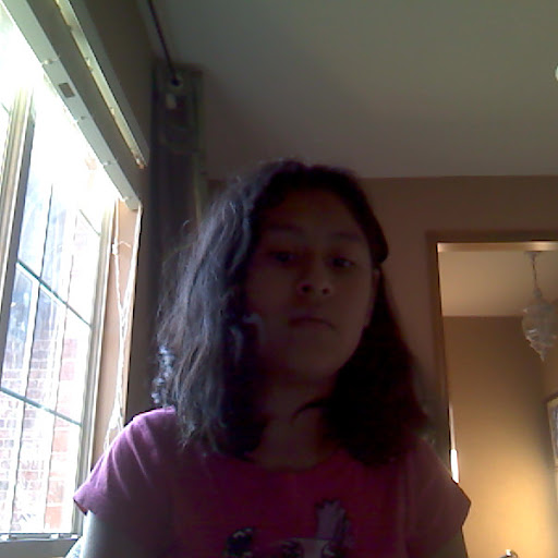 Christina Strong Photo 11
