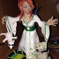 Angela Wallis Photo 9
