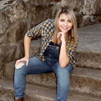 Amy Finley Photo 32