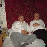 Robert Hewitt Photo 15