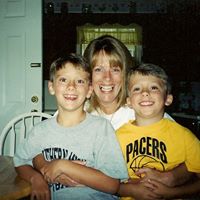 Lori Leonard Photo 32