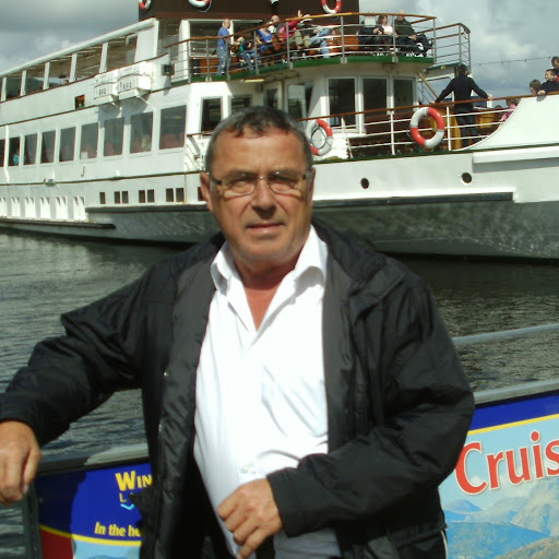 Billy Barker Photo 12