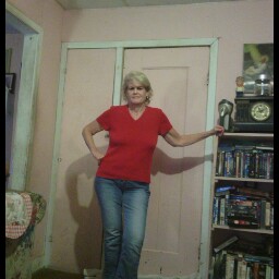 Betty Moss Photo 35