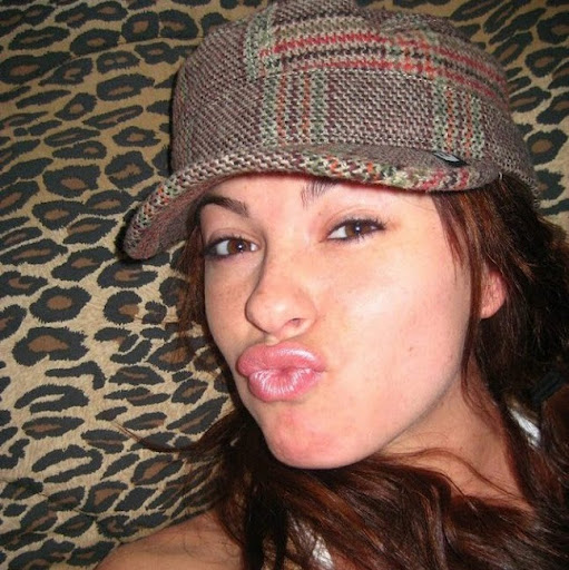 Nichole Howard Photo 16