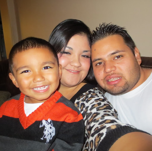 Melissa Yanez Photo 27