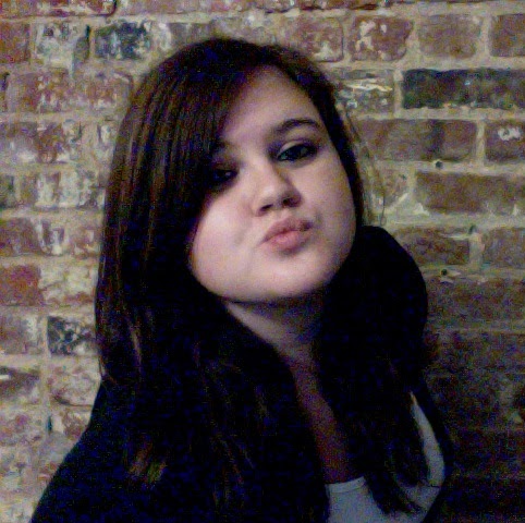 Brandy Calvert Photo 3