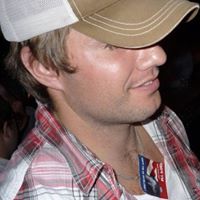 Robyn Peters Photo 20