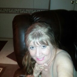 Ruby Robbins Photo 5