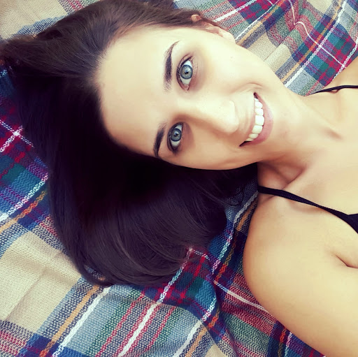 Nicole Free Photo 23
