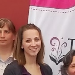 Kristen Baker Photo 39