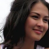 Patricia Villanueva Photo 33