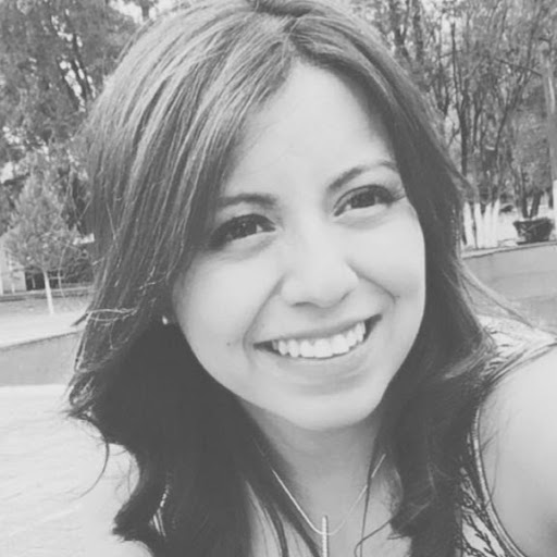 Karen Santiago Photo 20
