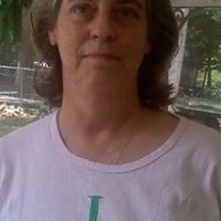 Julie Crisp Photo 31