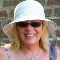 Janet Lincoln Photo 17