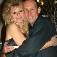 Tina Newman Photo 32