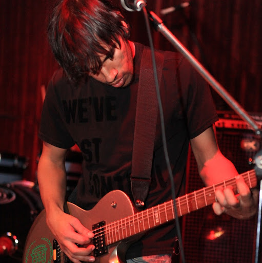 Dwight James Photo 14