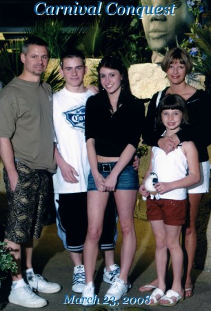Christina Williamson Photo 36