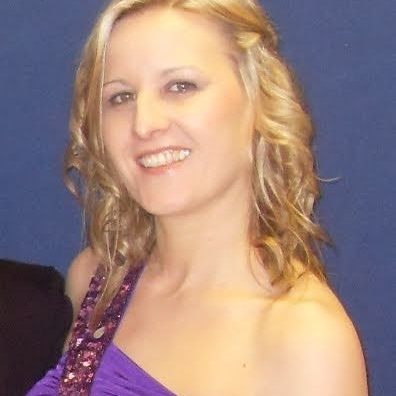 Julie Barker Photo 40