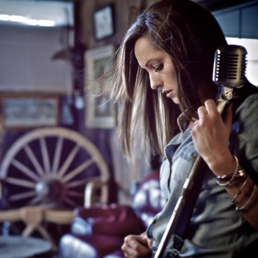 Jessie Brown Photo 29