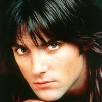 Robert Earl Photo 30
