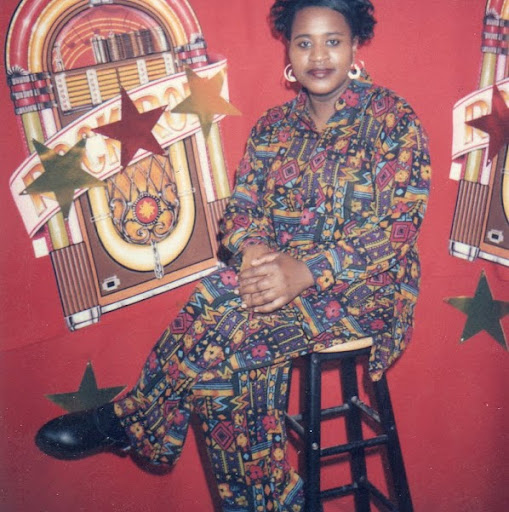 Myra Thompson Photo 8