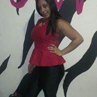 Denisse Guzman Photo 7