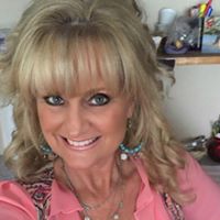 Pamela Austin Photo 38