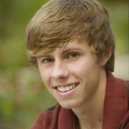 Joey Ray Photo 23