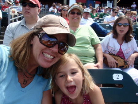 Karen Holmes Photo 5