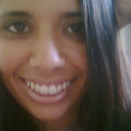 Cynthia Diniz Photo 4