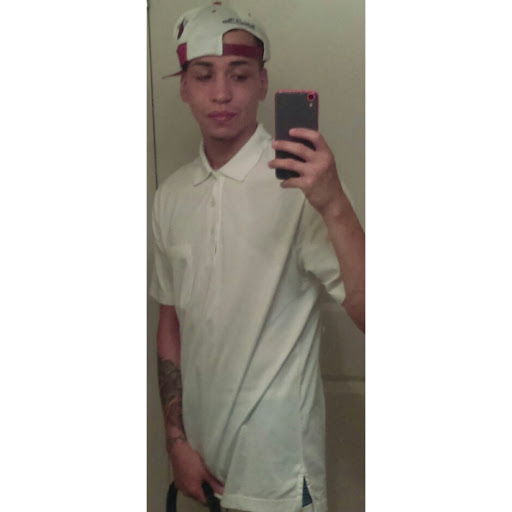 Anthony Sanchez Photo 32
