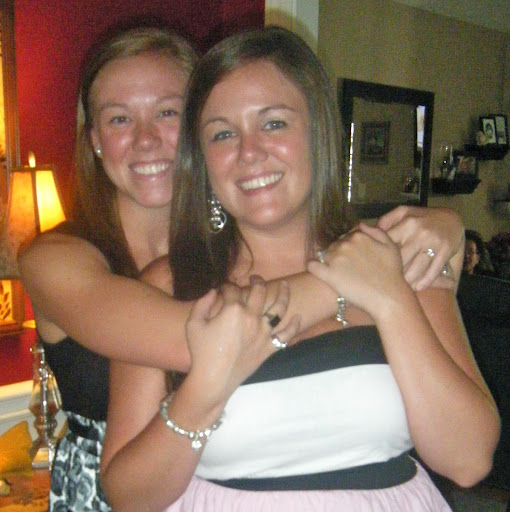 Courtney Thacker Photo 4