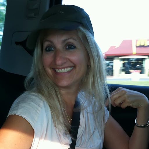 Katie Voss Photo 17