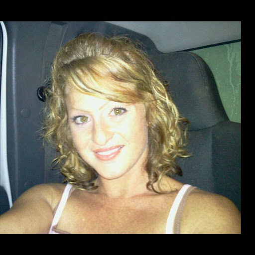 Victoria Randall Photo 9