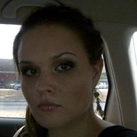 Elizabeth Grant Photo 42