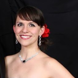 Kathryn Hunter Photo 40