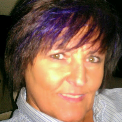 Lisa Watson Photo 16