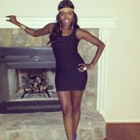 Tia Robertson Photo 26
