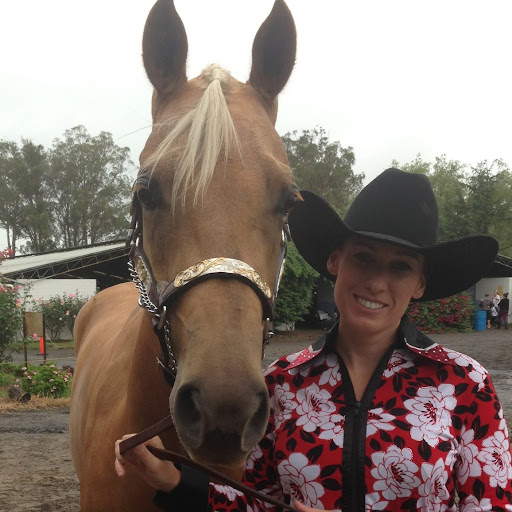 Colleen Kemp Photo 16