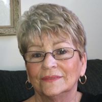 Sarah Livingston Photo 19